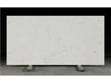 Кварцови плочи, които приличат на карараски мрамор